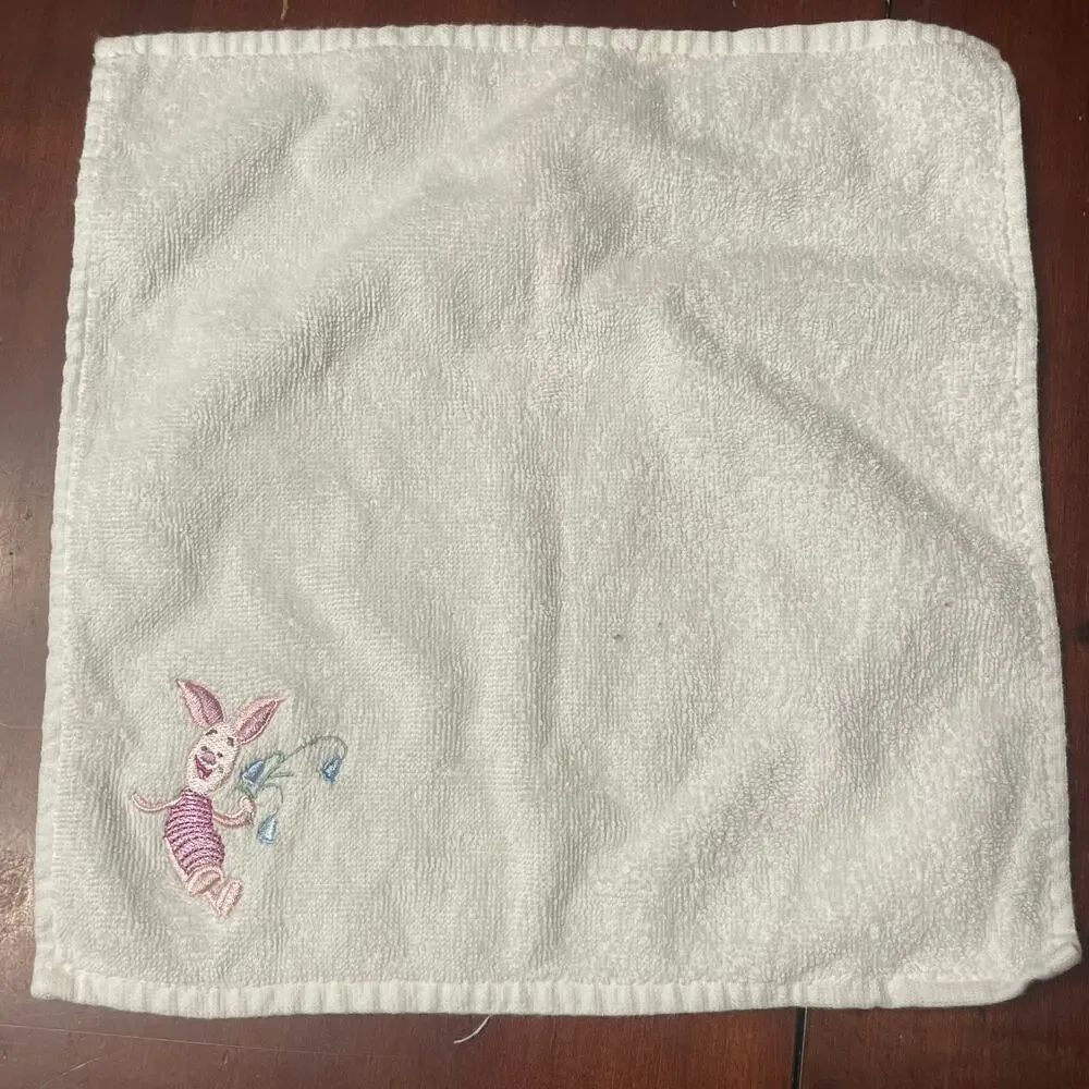 Disney Winnie the Pooh Washrag and Hand Towel Set & Figurine